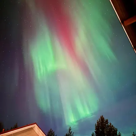 Arctic Aurora فيلة روفانييمي